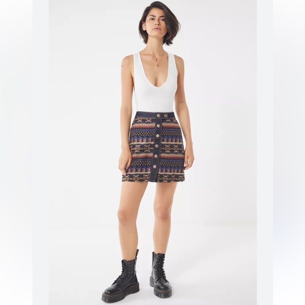 Urban Outfitters UO Timber Creek Button-Down Mini Skirt Southwestern Size Medium
